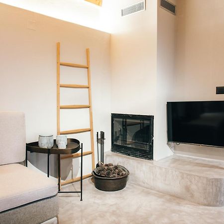 Jano'S House Apartment Plomari ภายนอก รูปภาพ